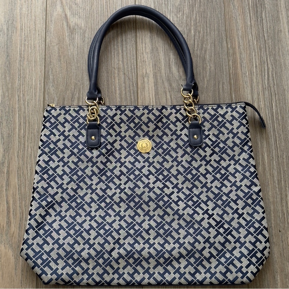 Tommy Hilfiger Over The Shoulder Handbag/Tote/Purse Navy Blue